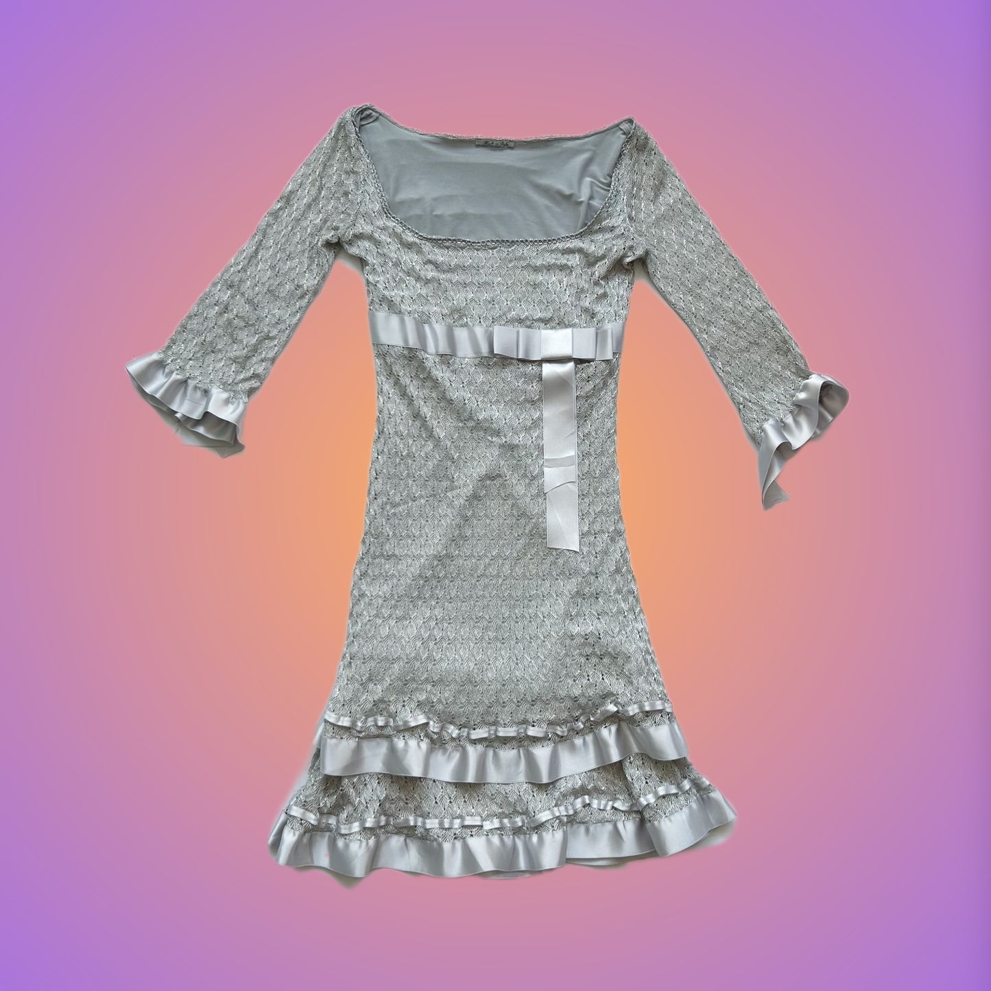 DRESS M