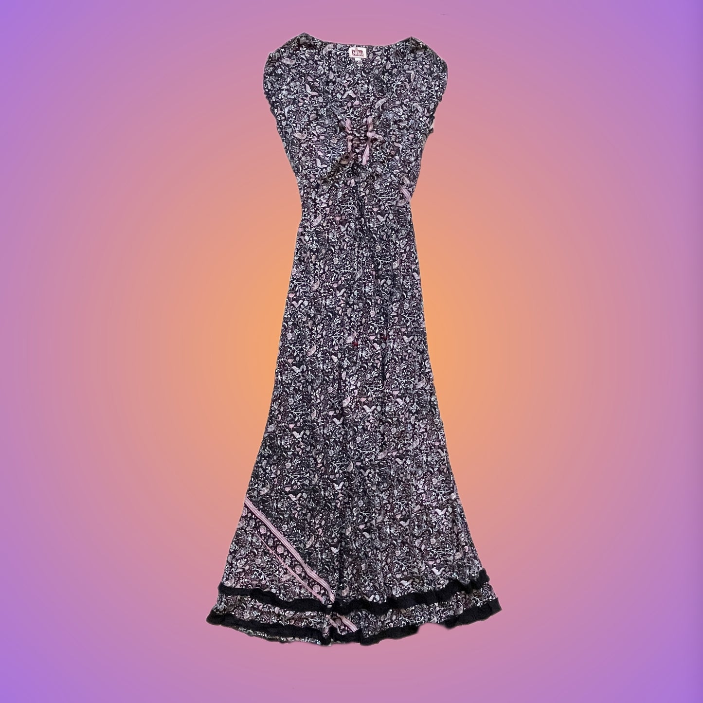 DRESS M
