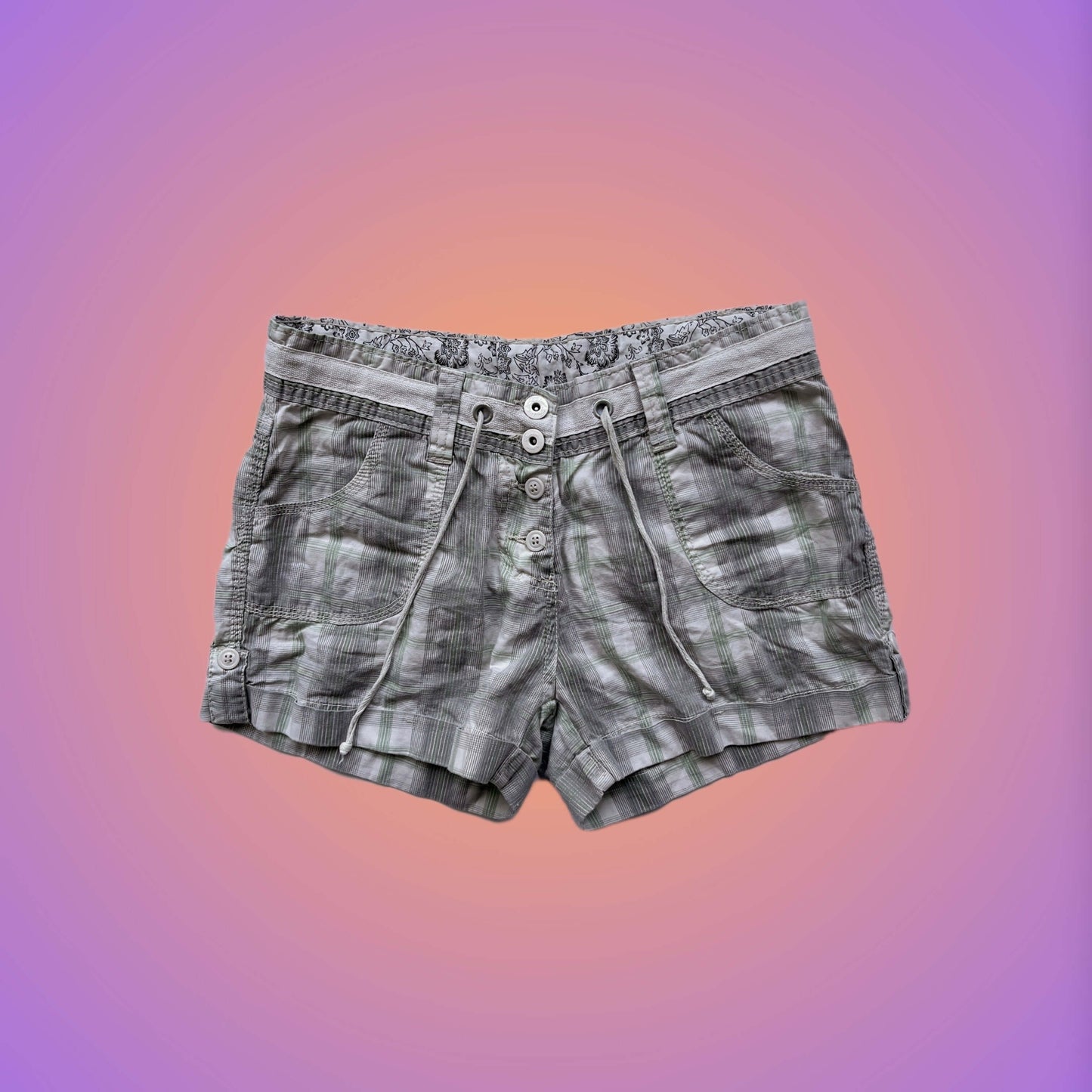 SHORTS S from pliswholesale - Italian & euro Y2K supplier 💚