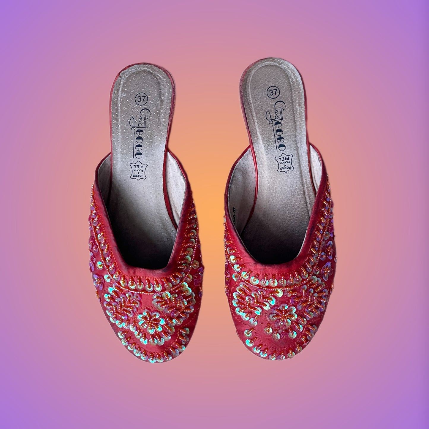 SHOES EU37 UK4