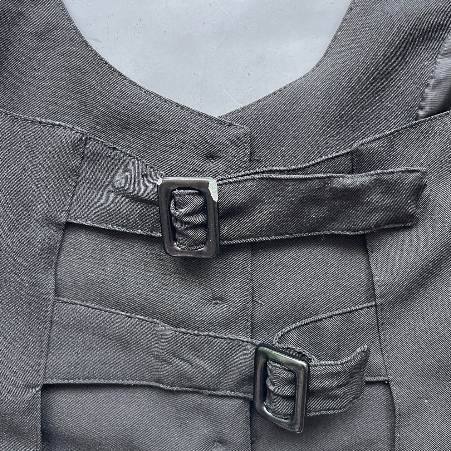 VEST M