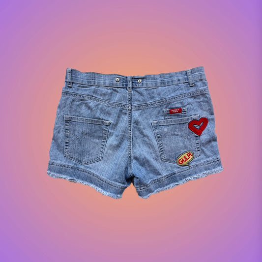 SHORTS M from pliswholesale - Italian & euro Y2K supplier 💚
