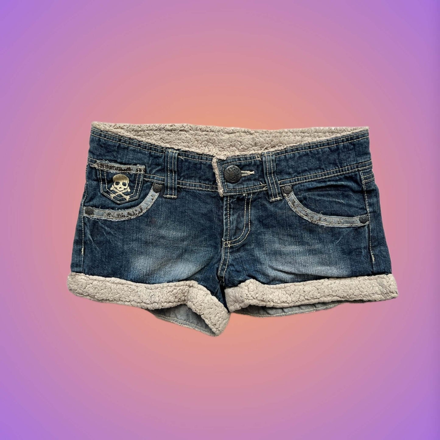 SHORTS XS from pliswholesale - Italian & euro Y2K supplier 💚