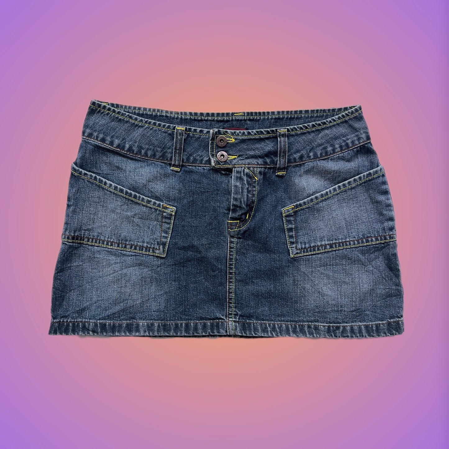 MINI SKIRT S/M VON DUTCH – vintage Y2K wholesale | pliswholesale