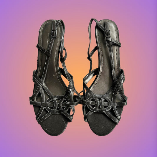 SHOES EU42 UK7