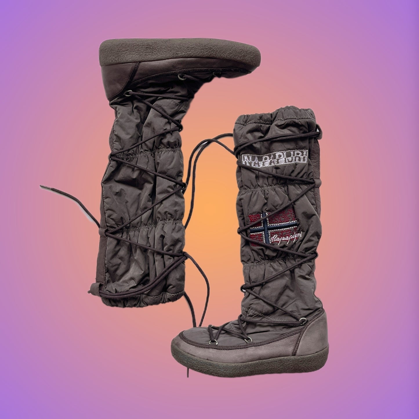 BOOTS EU37 UK4 NAPAPIJRI