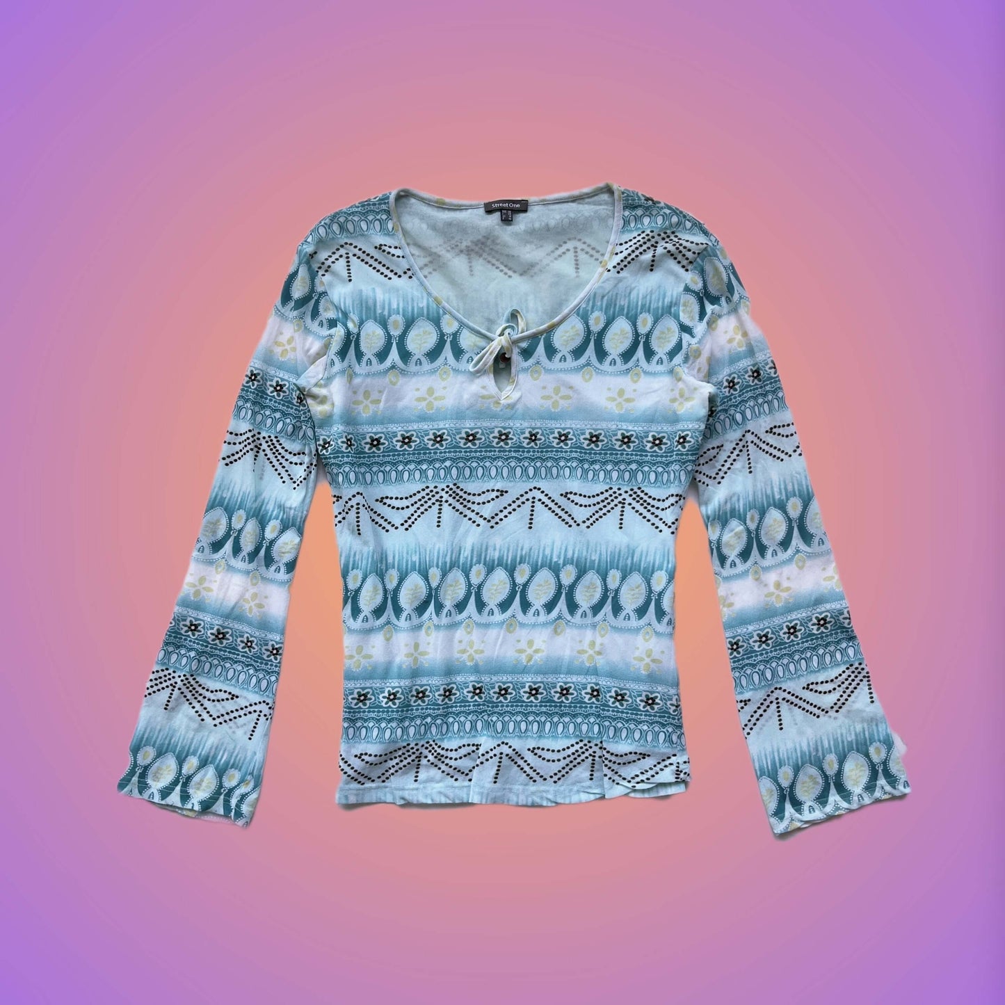 LONG SLEEVE L from pliswholesale - Italian & euro Y2K supplier 💚