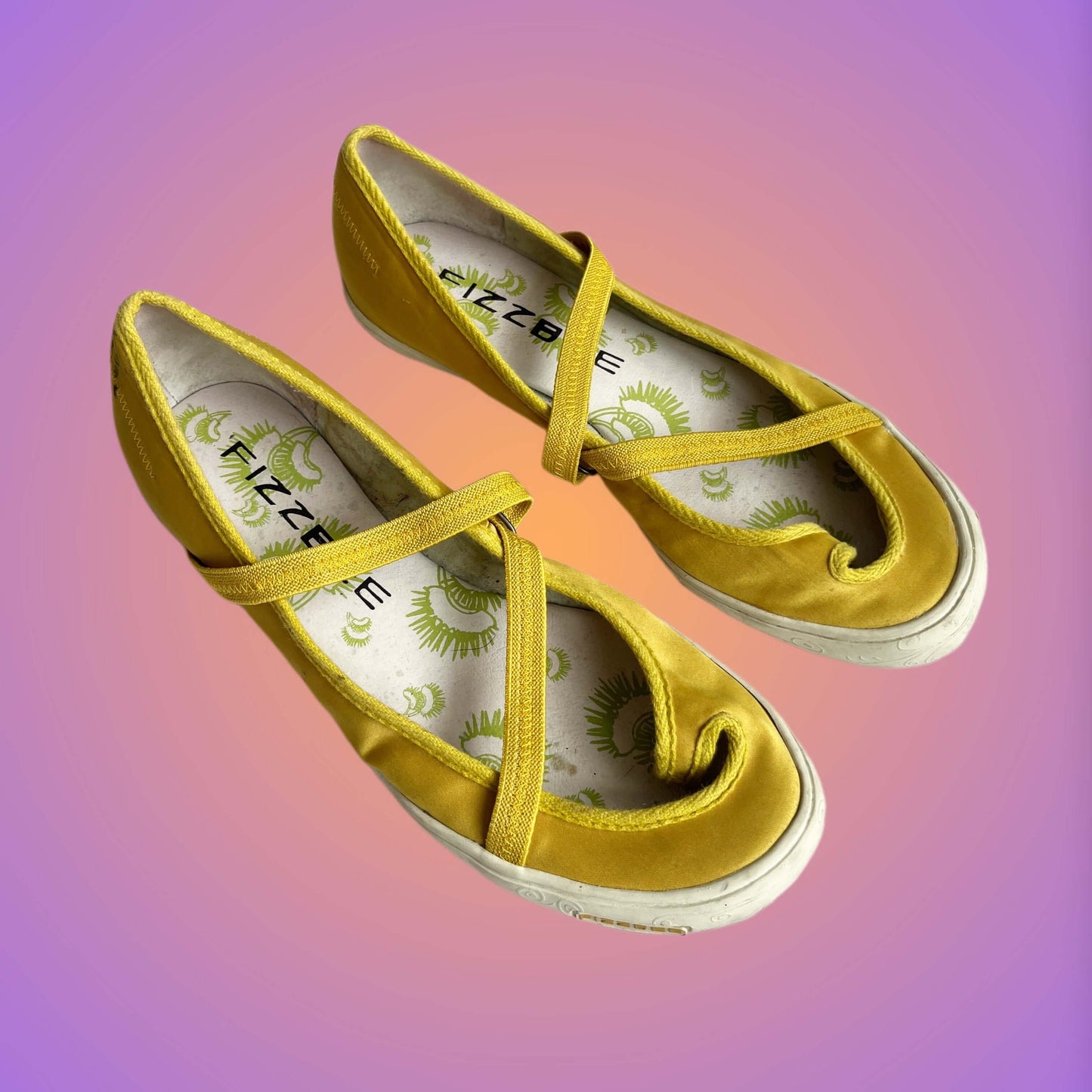 SHOES EU40 from pliswholesale - Italian & euro Y2K supplier 💚