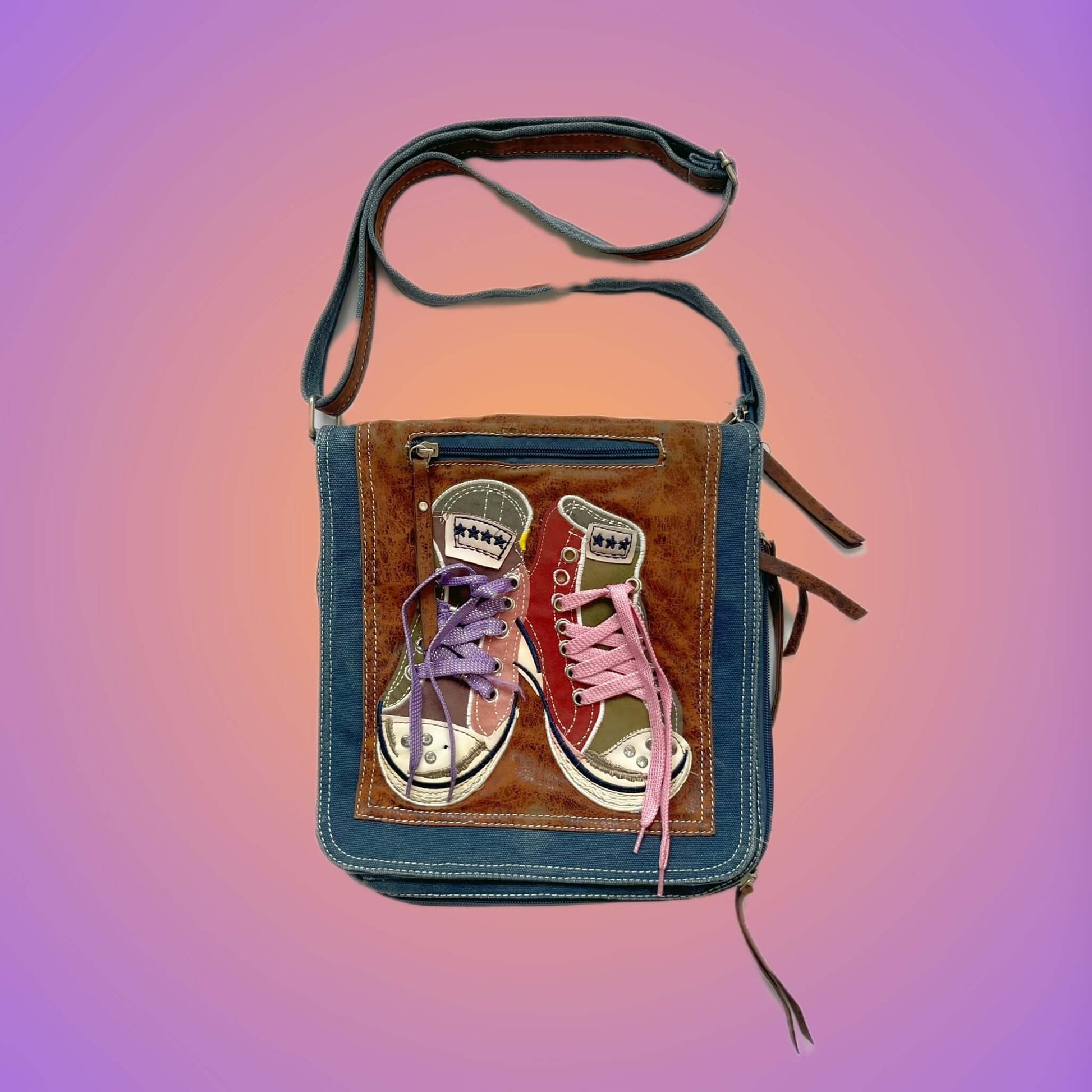 BAG M – vintage Y2K wholesale | pliswholesale