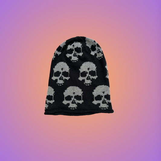 HAT M/L from pliswholesale - Italian & euro Y2K supplier 💚