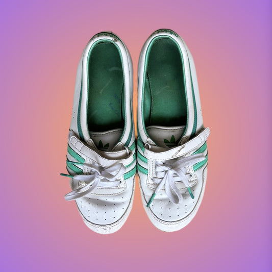 SHOES EU37 UK4