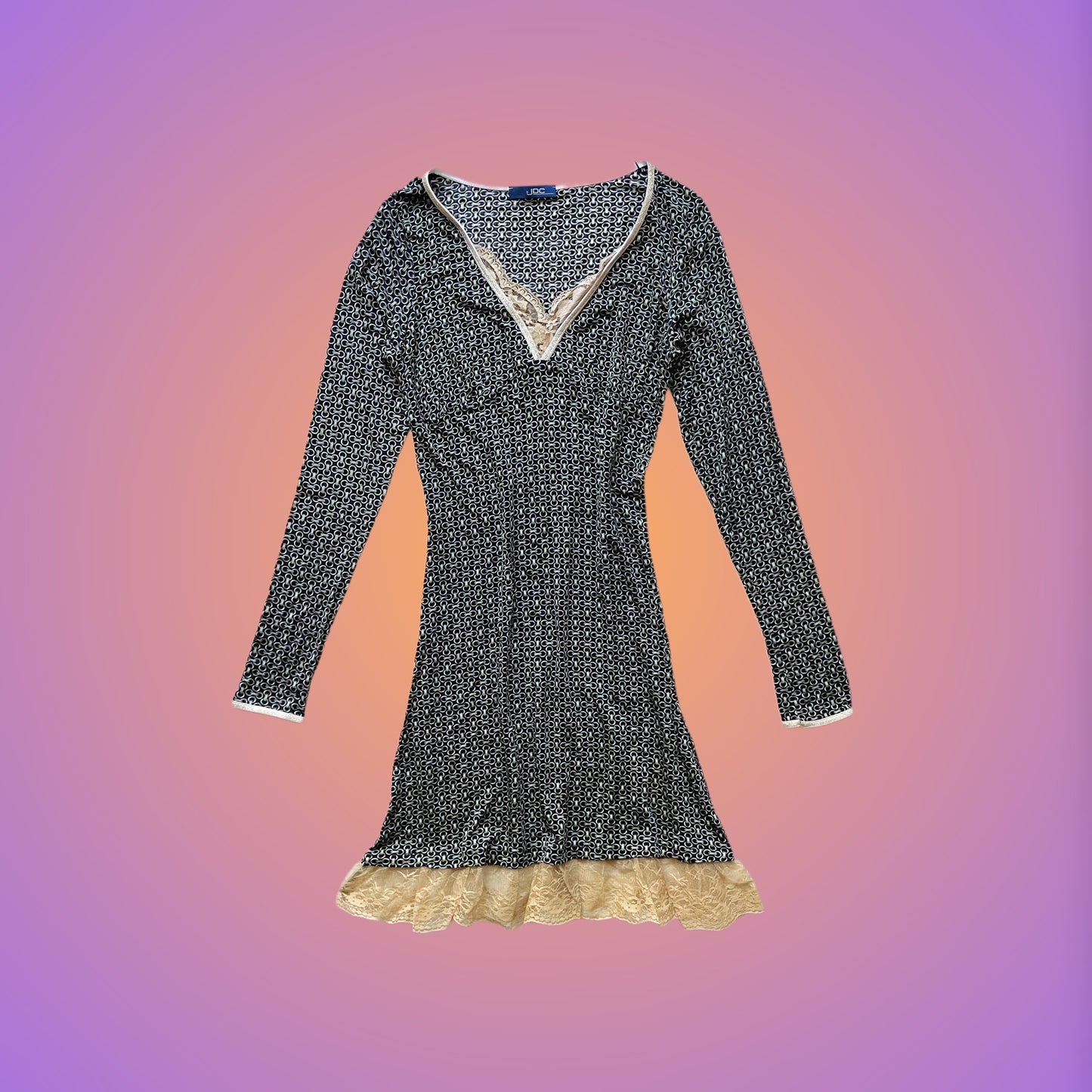 DRESS M