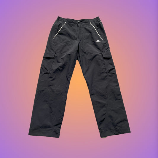 MEN TROUSERS M ADIDAS from pliswholesale - Italian & euro Y2K supplier 💚