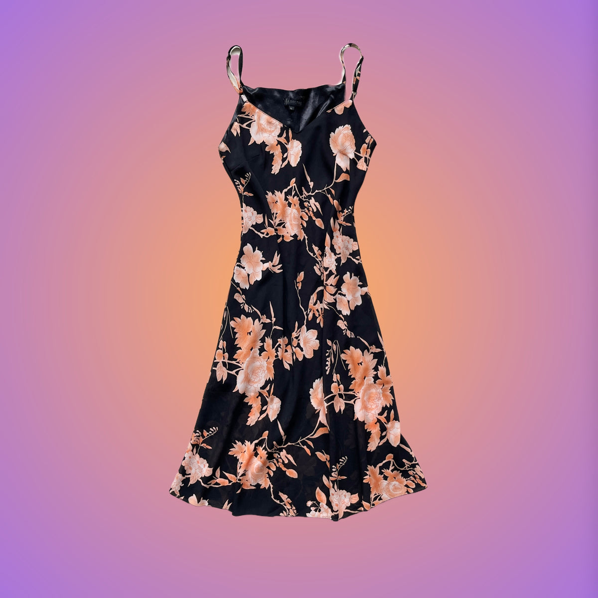 DRESS M