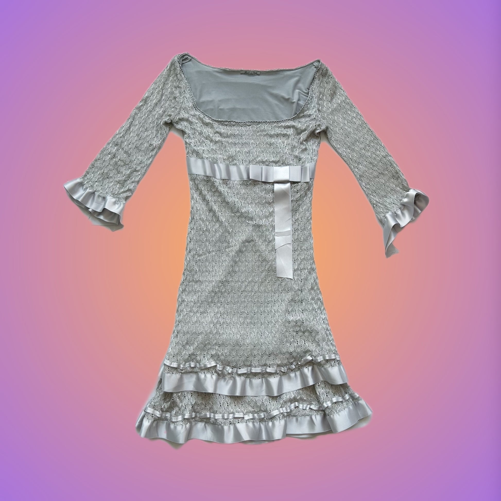 DRESS M