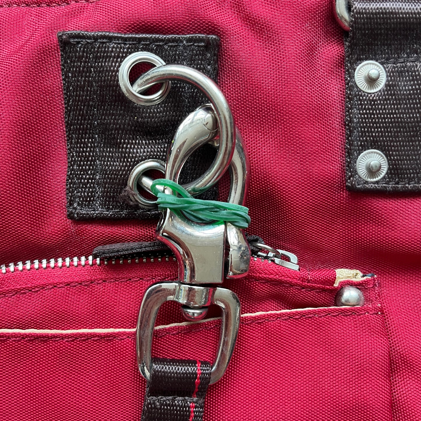 BAG M