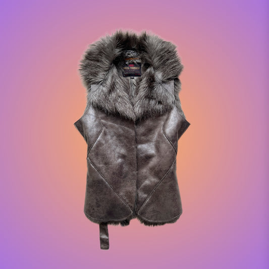 VEST M from pliswholesale - Italian & euro Y2K supplier 💚