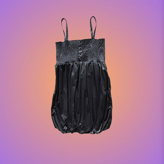 DRESS M