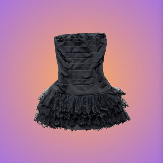 DRESS M