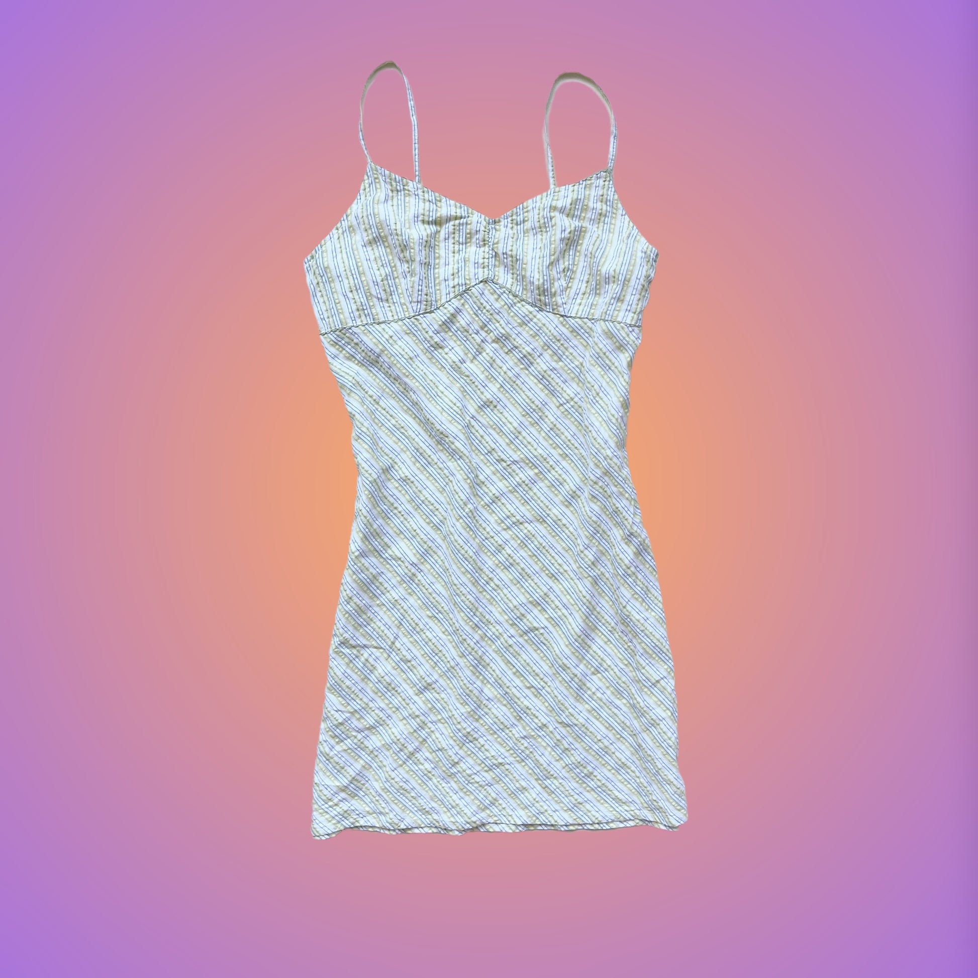 DRESS M