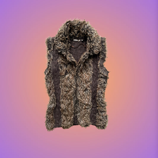VEST XL from pliswholesale - Italian & euro Y2K supplier 💚