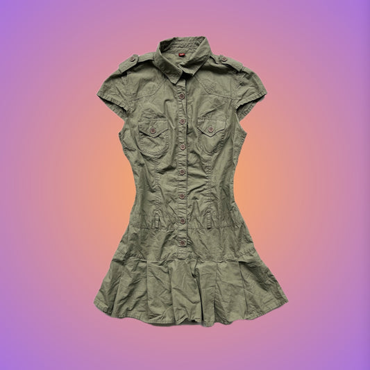 DRESS M