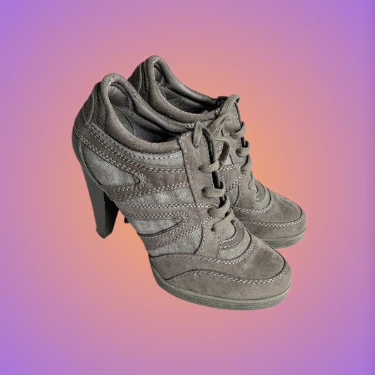 SHOES EU40 UK6.5