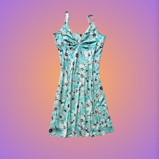 DRESS M