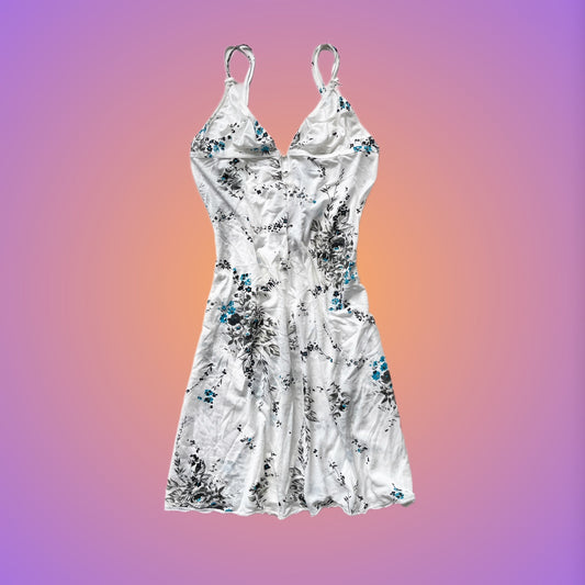 DRESS M