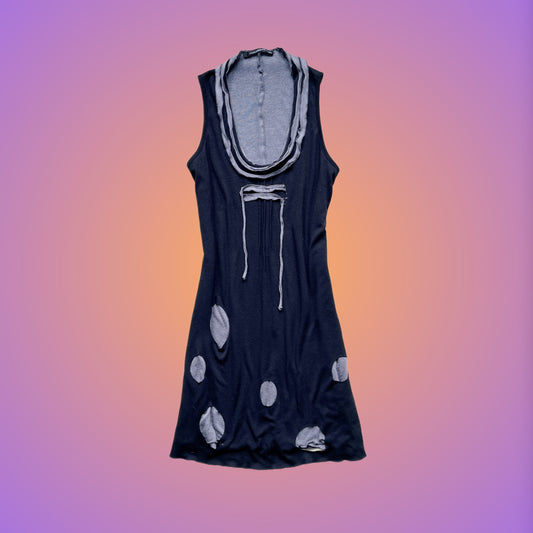 DRESS M