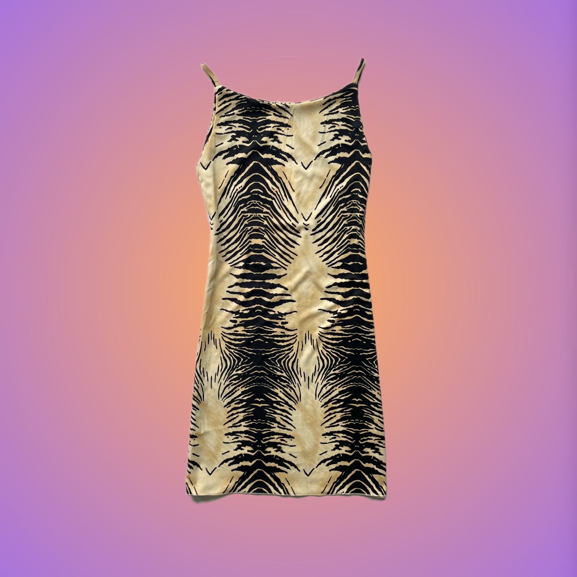 DRESS S