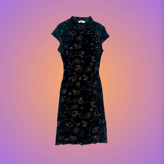 DRESS S