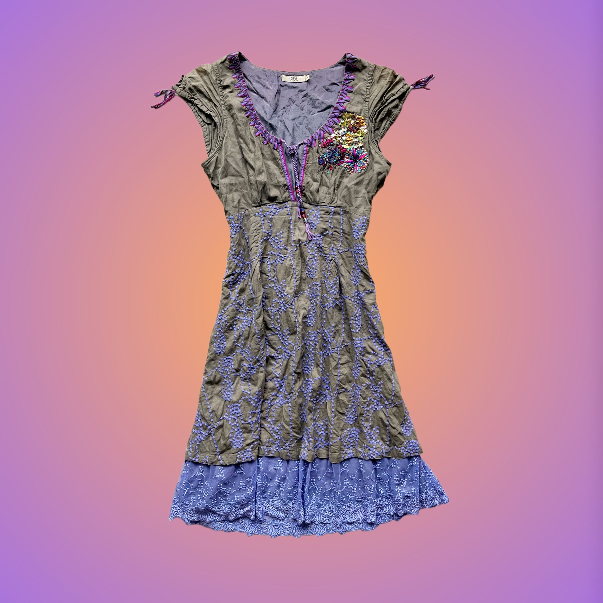 DRESS S