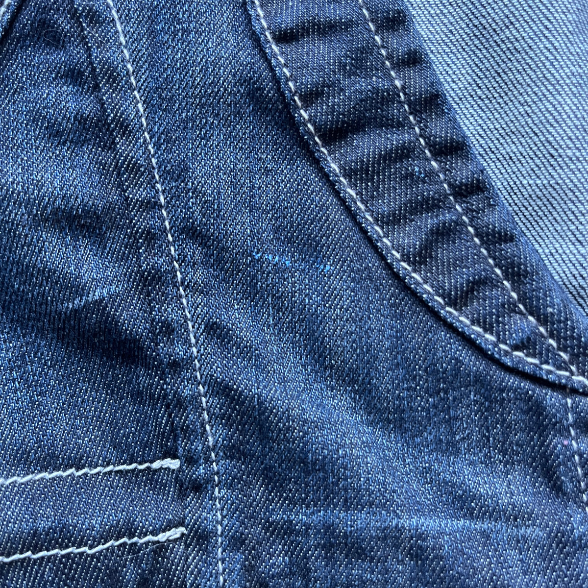 VEST M