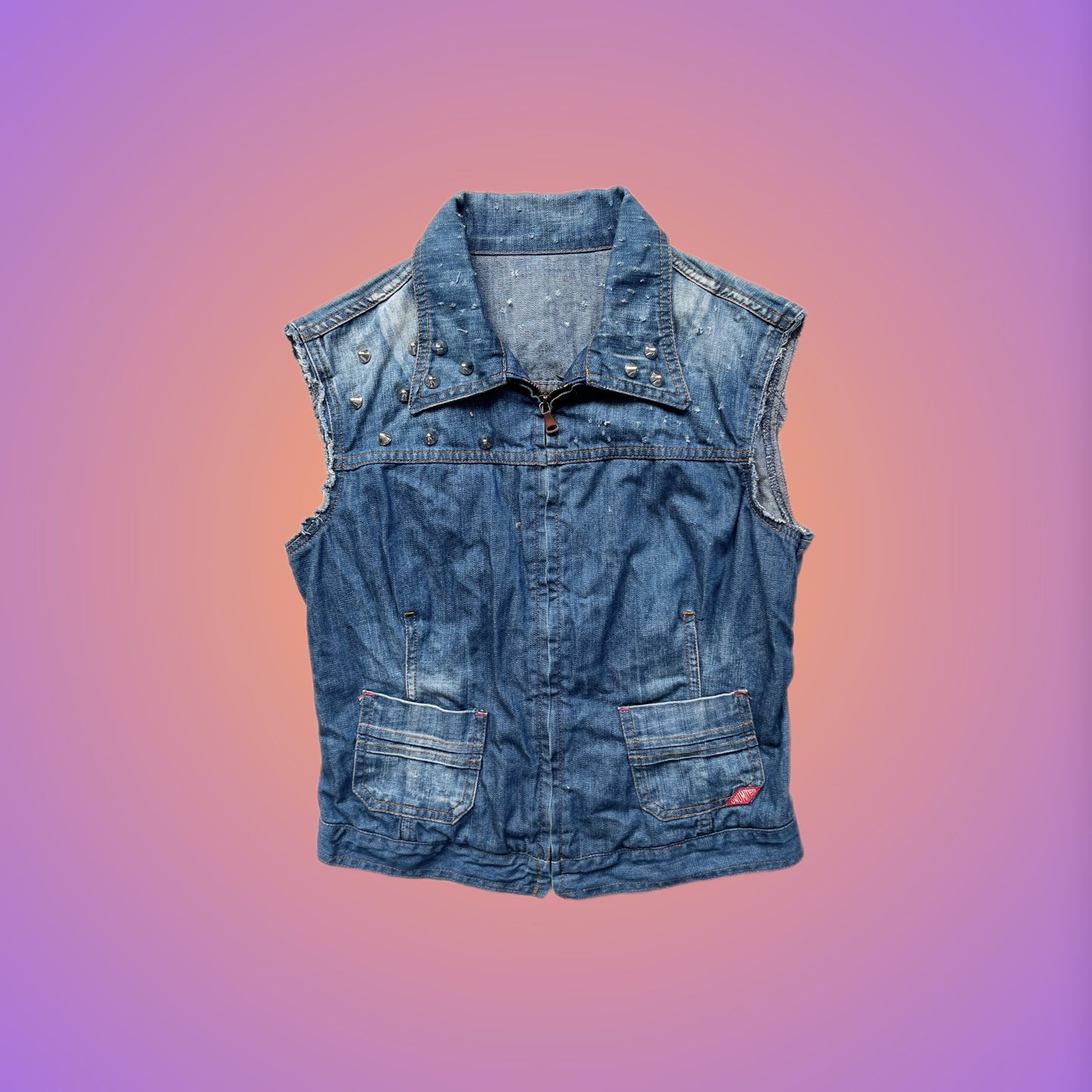 VEST M