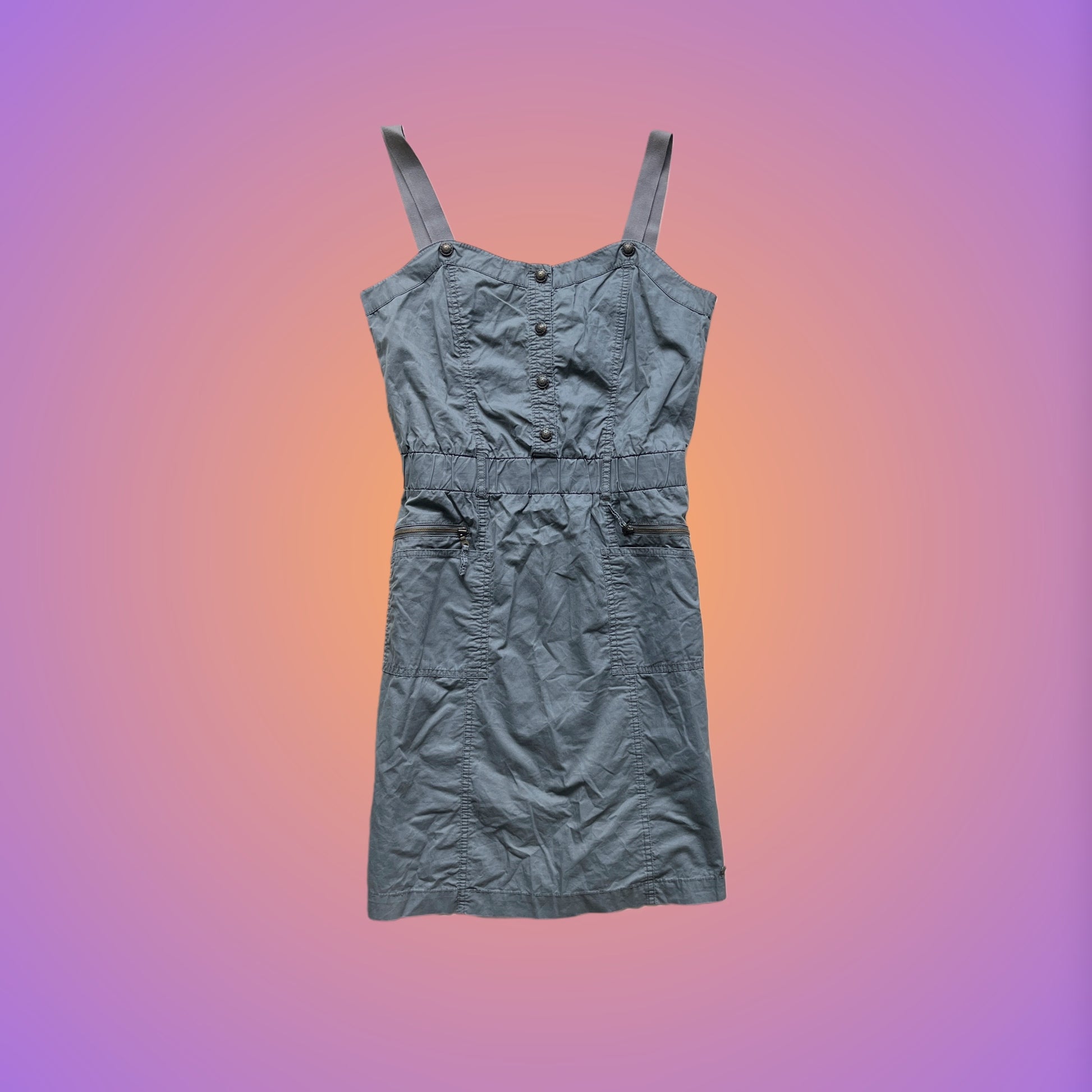 DRESS M