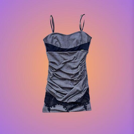 DRESS M