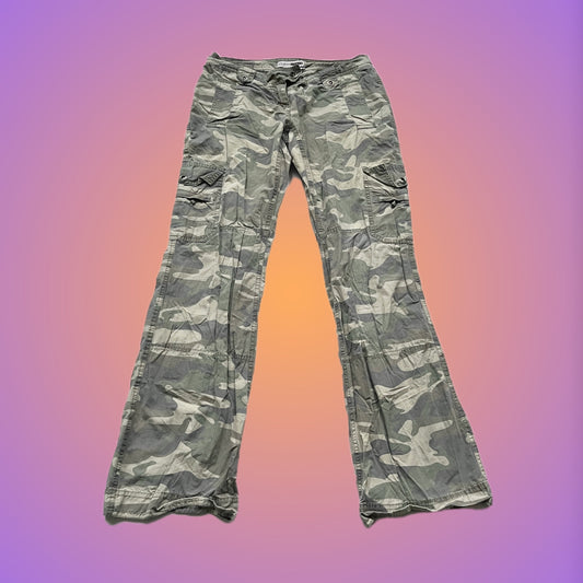 TROUSERS S from pliswholesale - Italian & euro Y2K supplier 💚