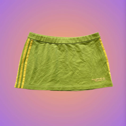 MINI SKIRT M/L ADIDAS – vintage Y2K wholesale | pliswholesale