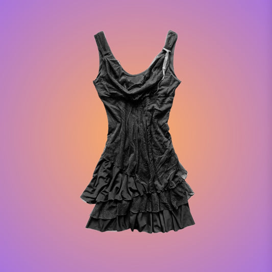 DRESS M