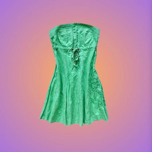 DRESS M