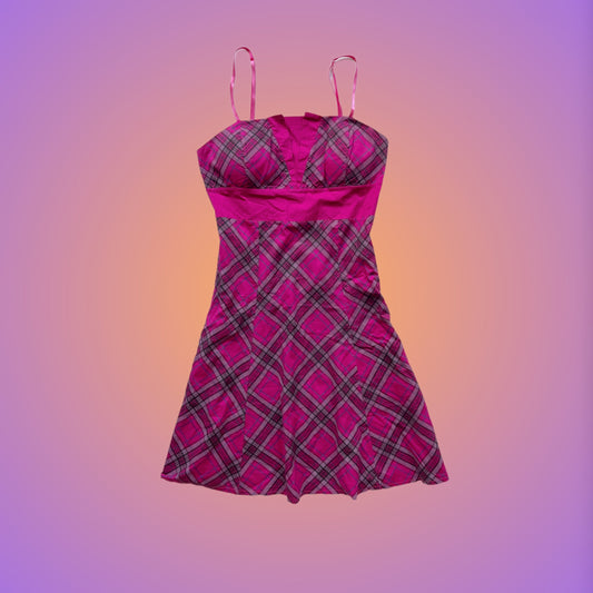DRESS M