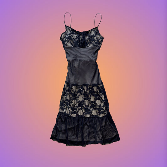 DRESS M