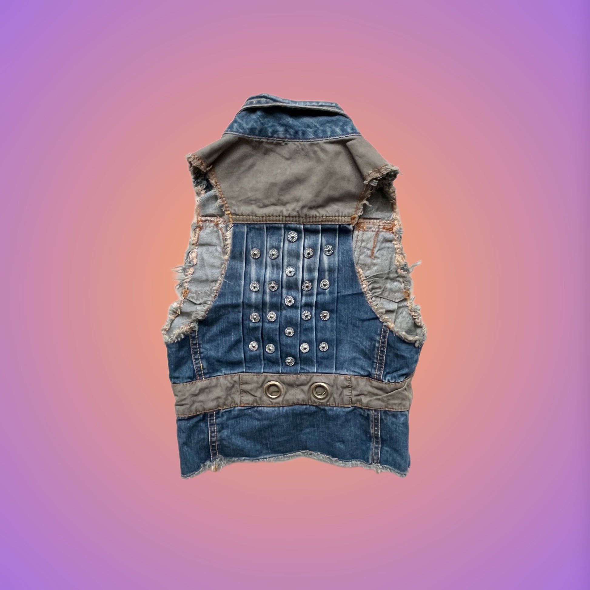 VEST XS from pliswholesale - Italian & euro Y2K supplier 💚