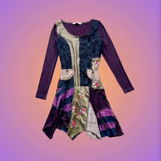 DRESS M