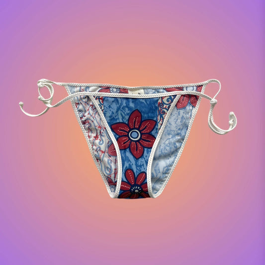 BIKINI BOTTOM S from pliswholesale - Italian & euro Y2K supplier 💚