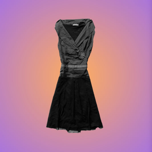 DRESS M