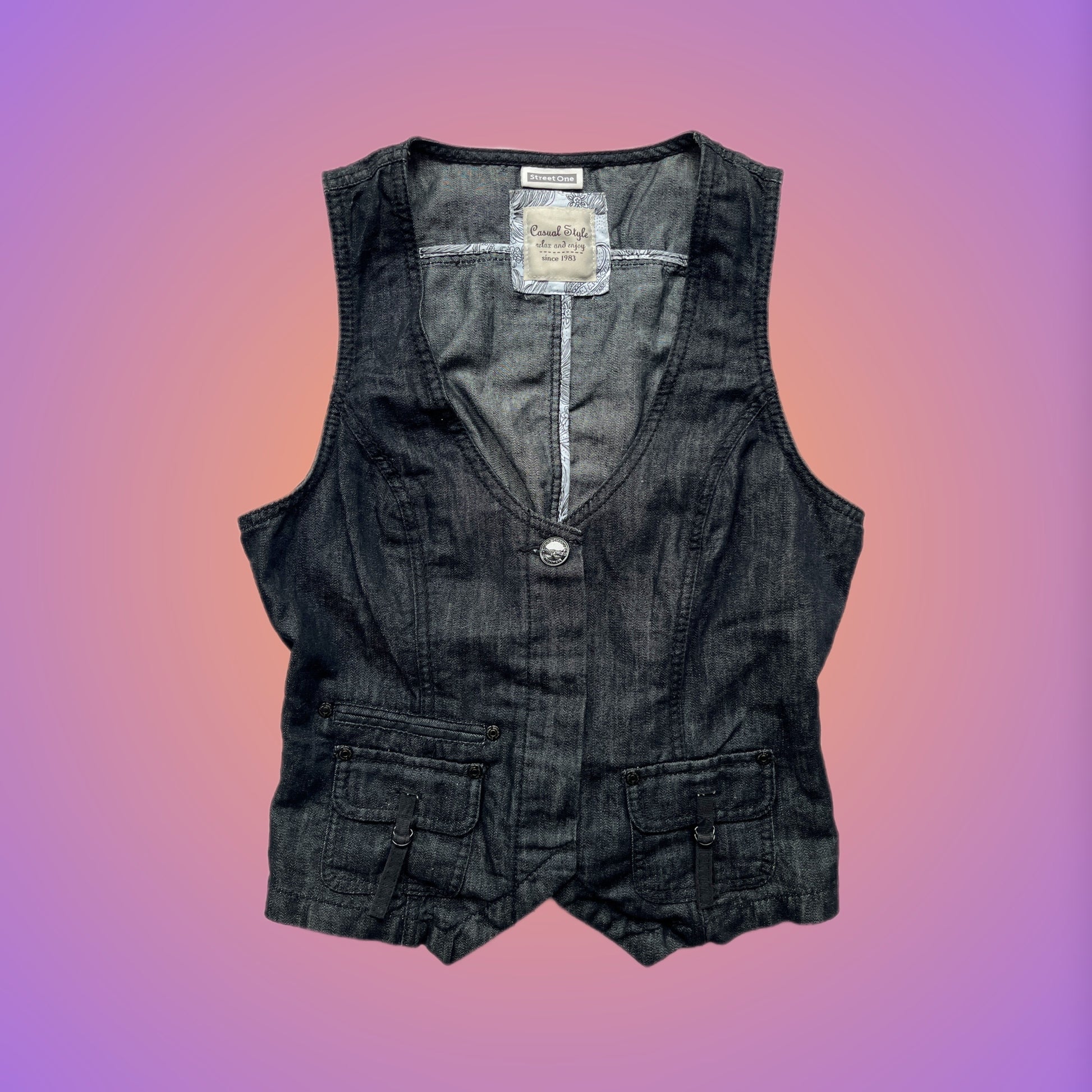 VEST M