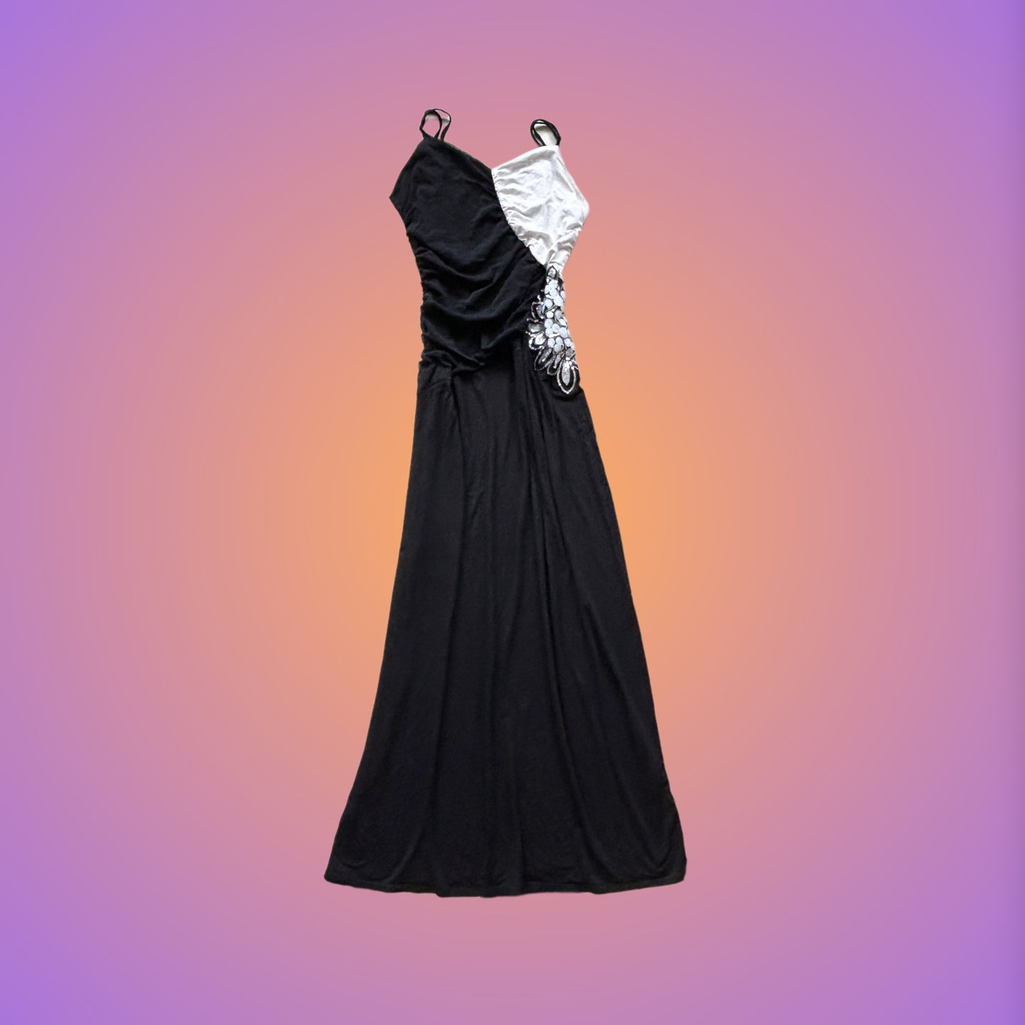 DRESS M